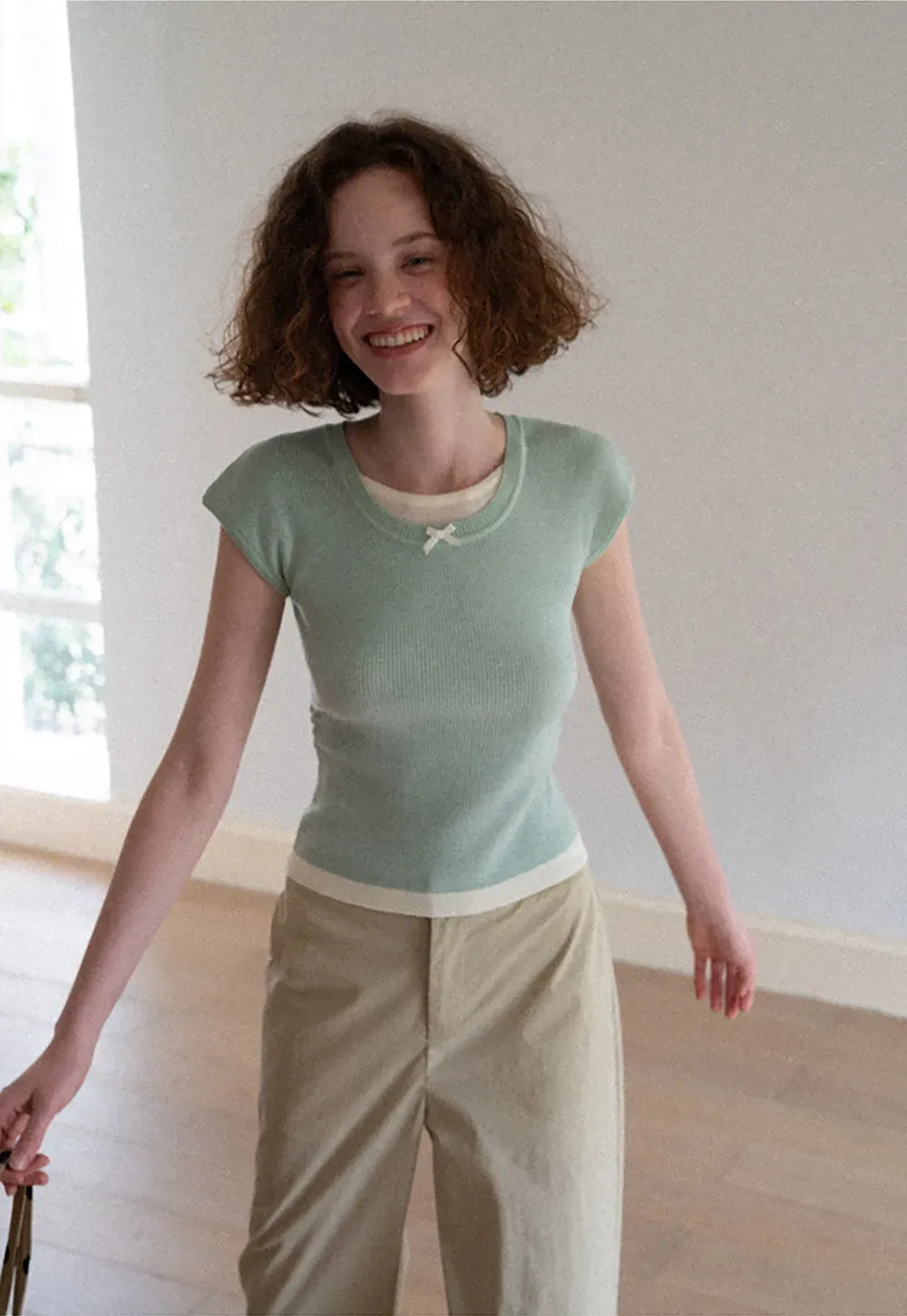 Contrast Trim Crew Neck Short Sleeve Knit Sweater