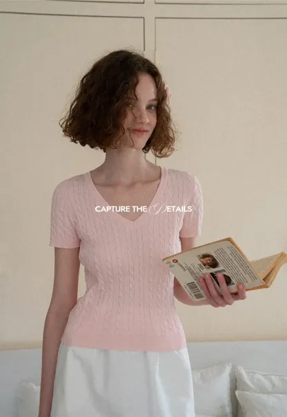 V Neck Cable Knit Short Sleeve Sweater