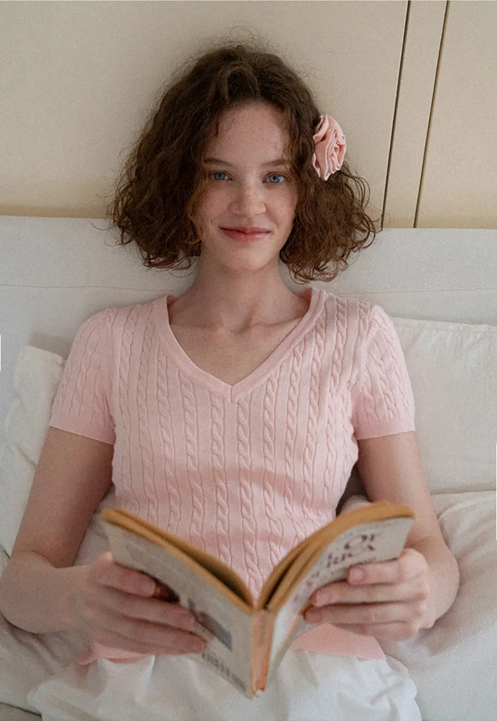 V Neck Cable Knit Short Sleeve Sweater