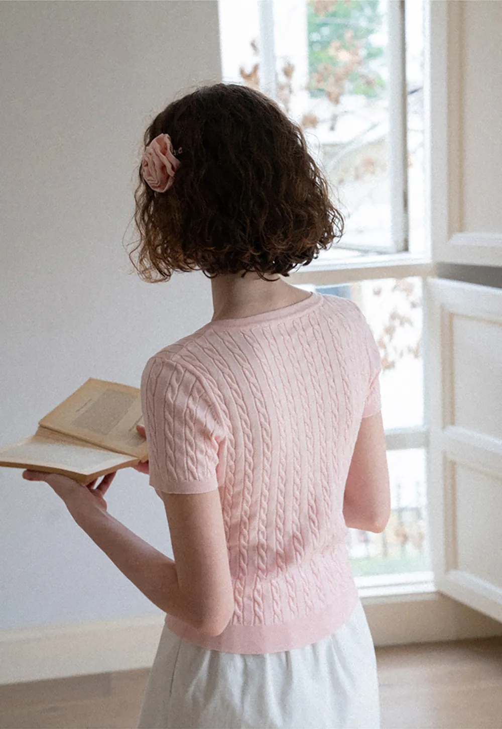 V Neck Cable Knit Short Sleeve Sweater