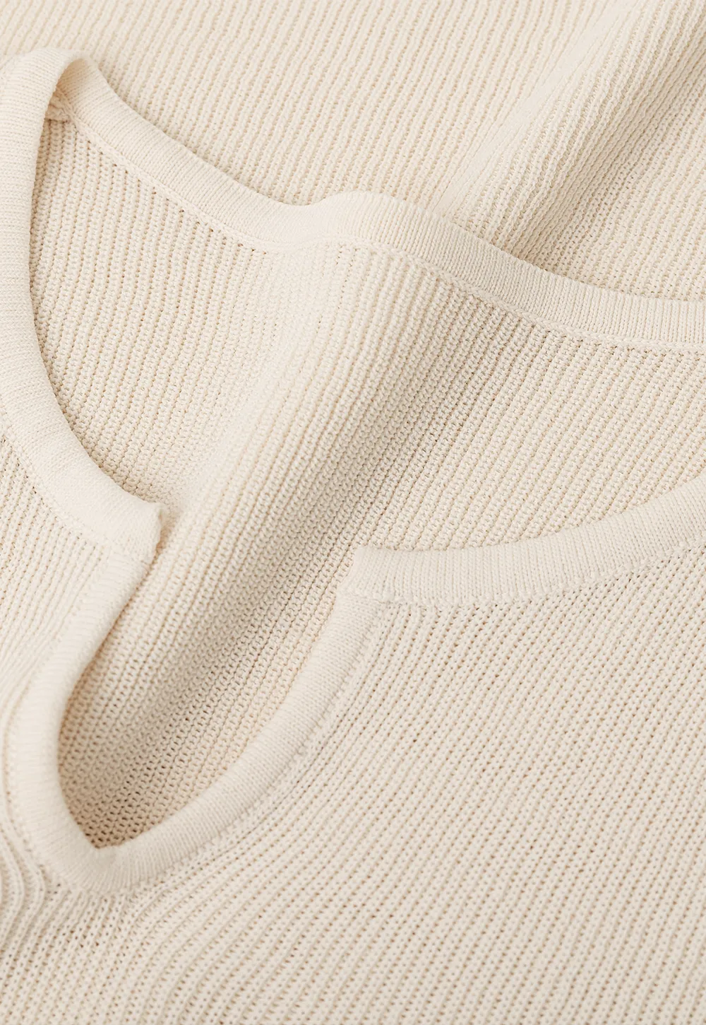 Ribbed Knit Short Sleeve Top