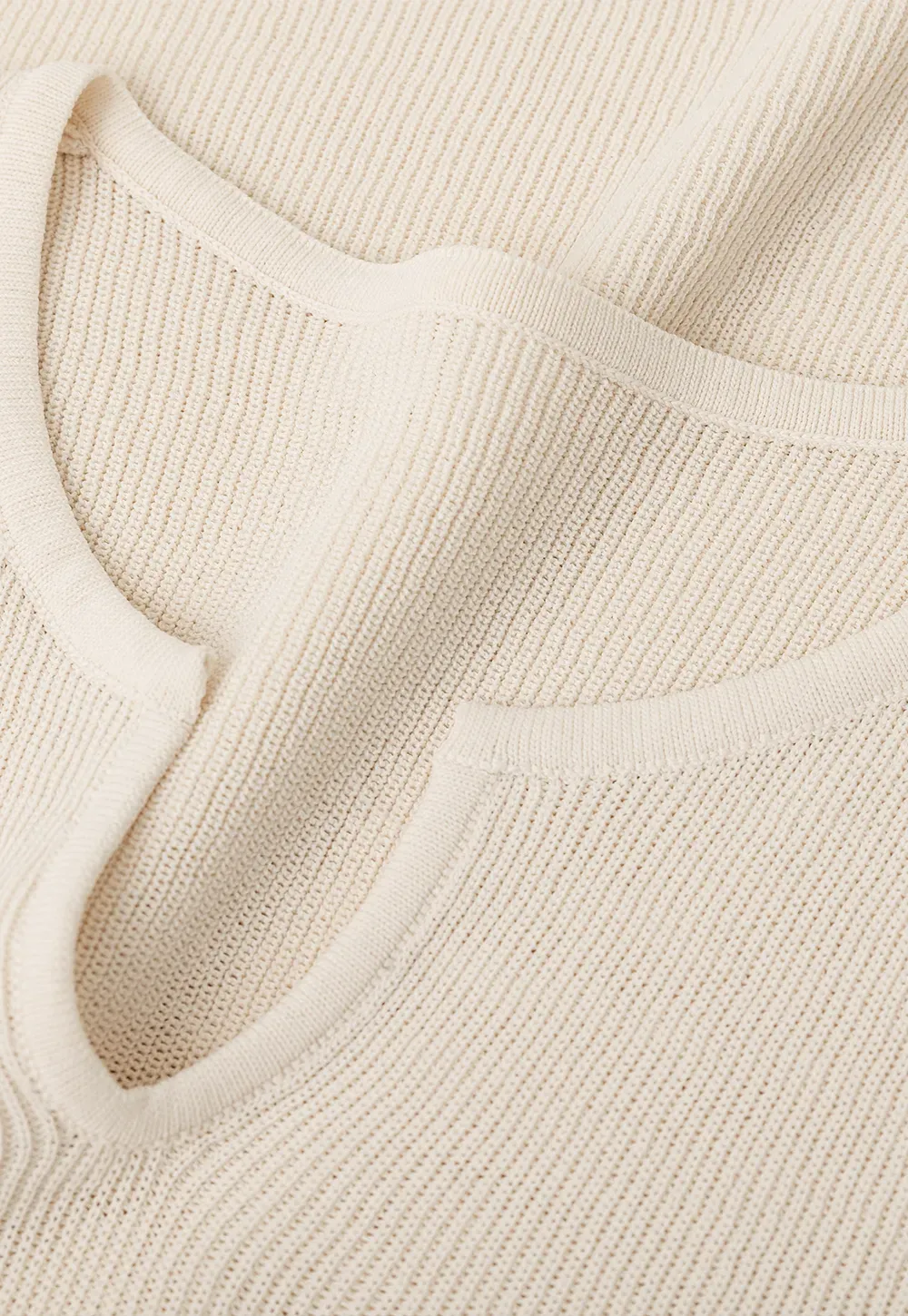 Ribbed Knit Short Sleeve Top