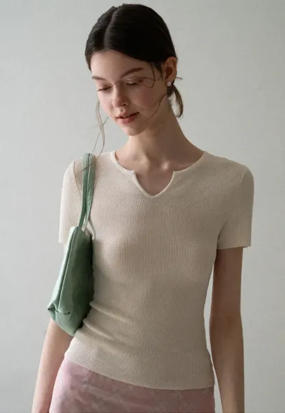 Ribbed Knit Short Sleeve Top