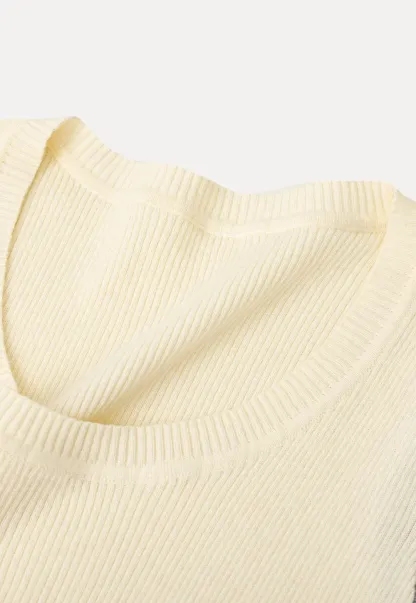 Contrast Shoulder Panel Knit Sleeveless Top