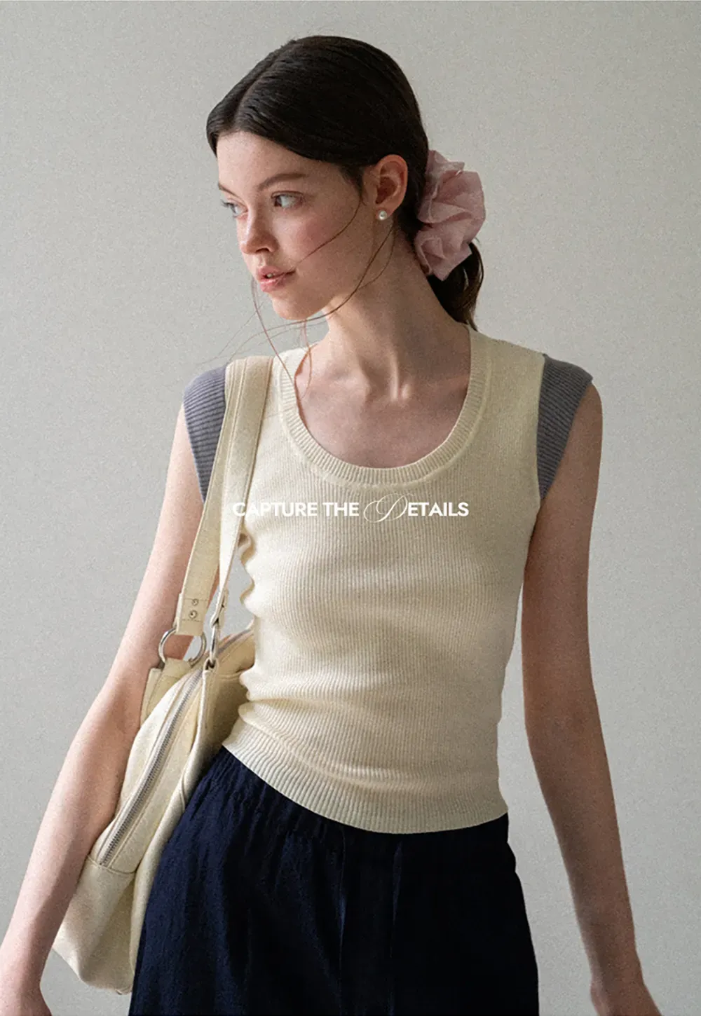 Contrast Shoulder Panel Knit Sleeveless Top