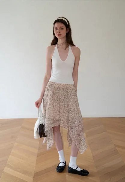Asymmetrical Neck Cropped Woolen Knit Sweater