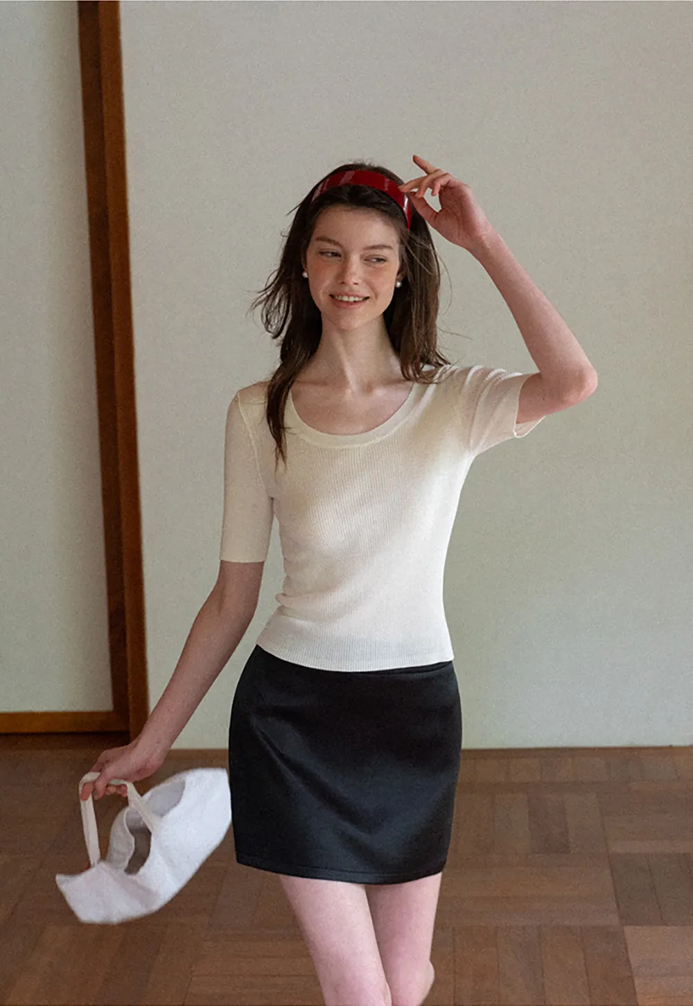 Ribbed Knit Short Sleeve Crew Neck Sweater