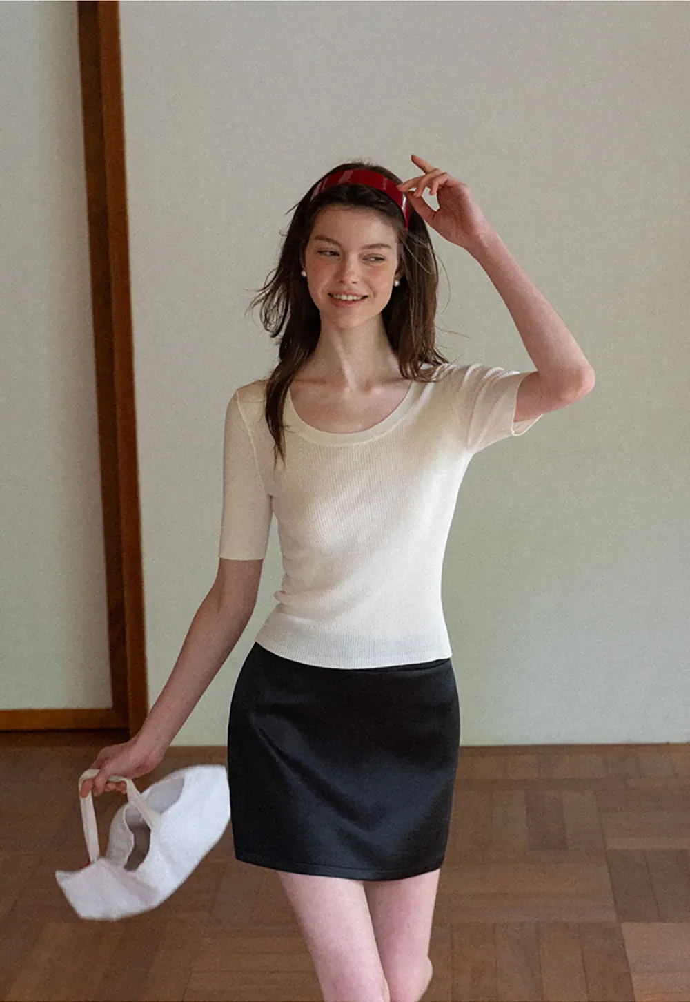 Ribbed Knit Short Sleeve Crew Neck Sweater