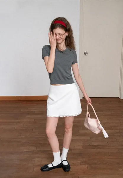 Peter Pan Collar Ribbed Knit Short Sleeve Sweater