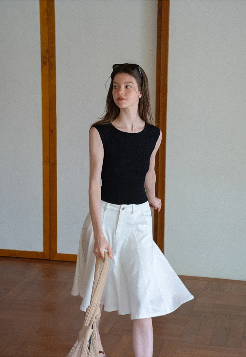 Cable Knit Cropped Sleeveless Knit Sweater