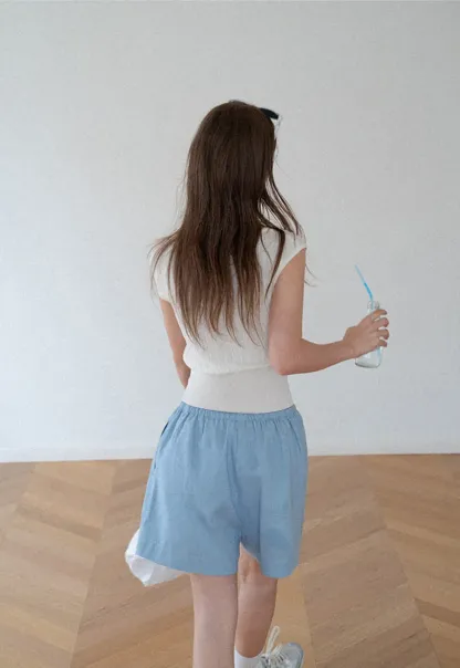Cable Knit Cropped Sleeveless Knit Sweater