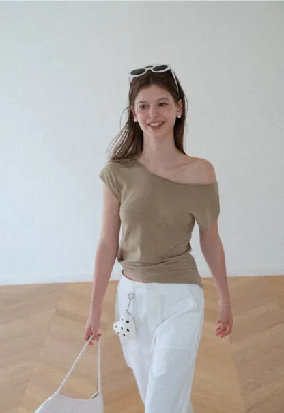 Off Shoulder Short Sleeve Knit Top