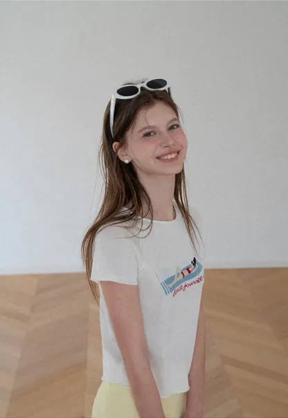 Embroidered Graphic Raglan Sleeve Knit Top