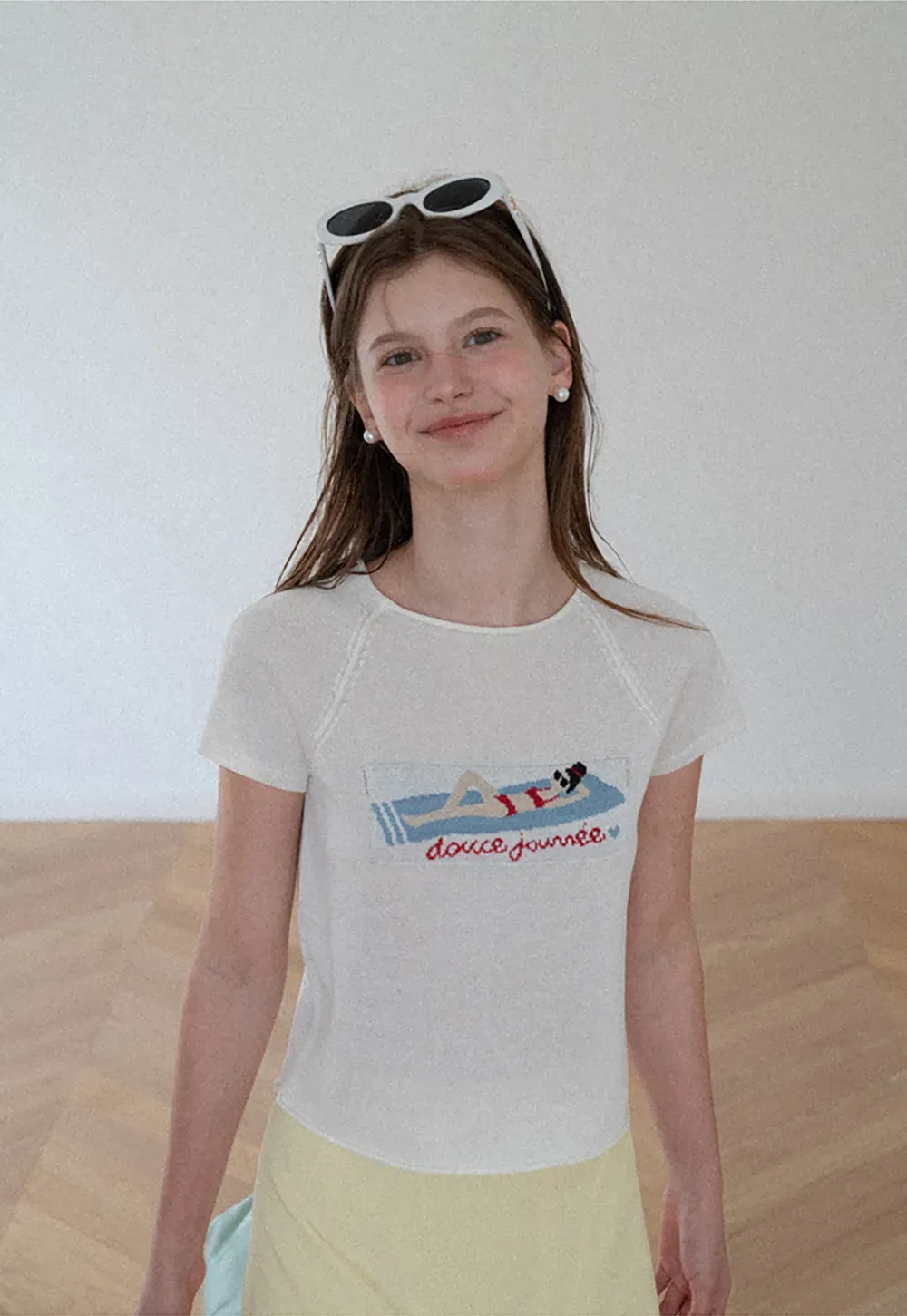 Embroidered Graphic Raglan Sleeve Knit Top