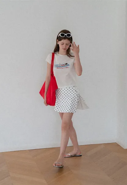 Embroidered Graphic Raglan Sleeve Knit Top