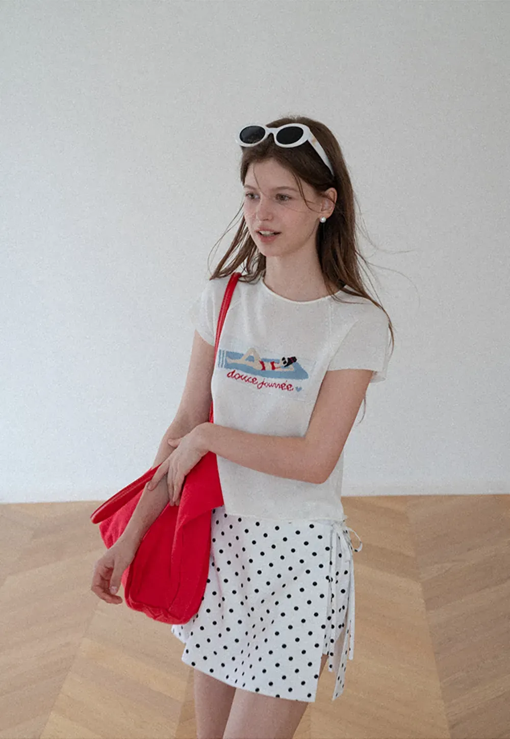 Embroidered Graphic Raglan Sleeve Knit Top