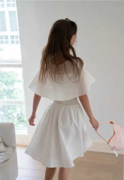 Ribbed Knit Cropped Top with Flared Short Sleeves