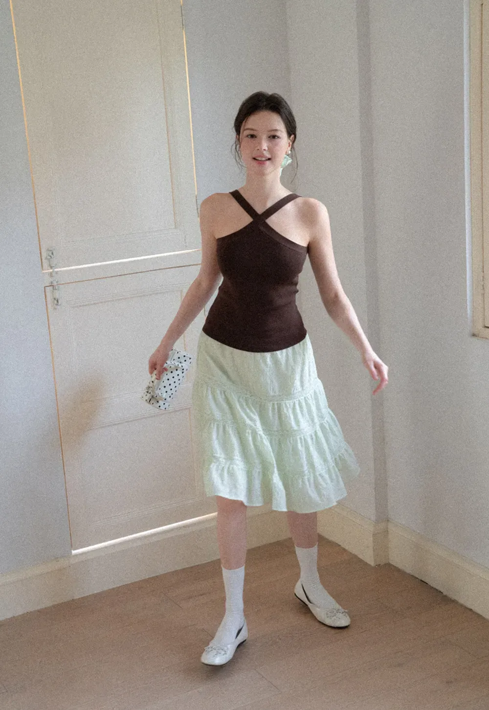 Cross Back Cropped Woolen Knit Sweater