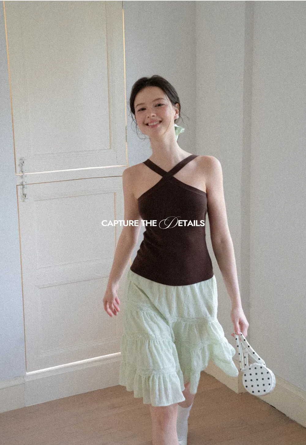 Cross Back Cropped Woolen Knit Sweater
