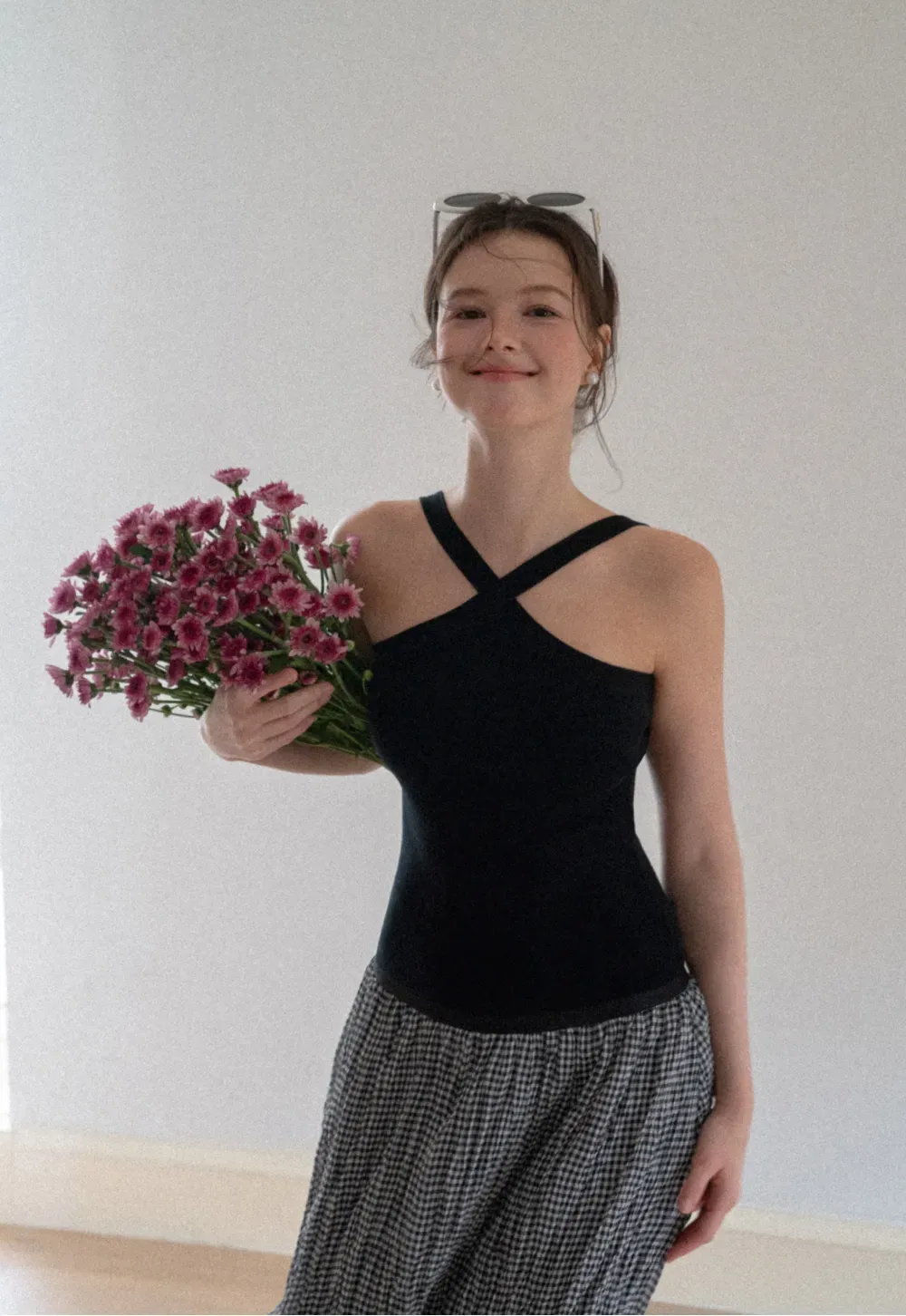 Cross Back Cropped Woolen Knit Sweater