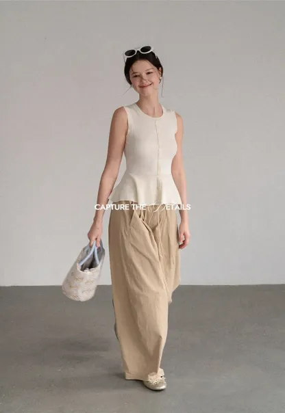 Peplum Hem Button Front Knit Sleeveless Top