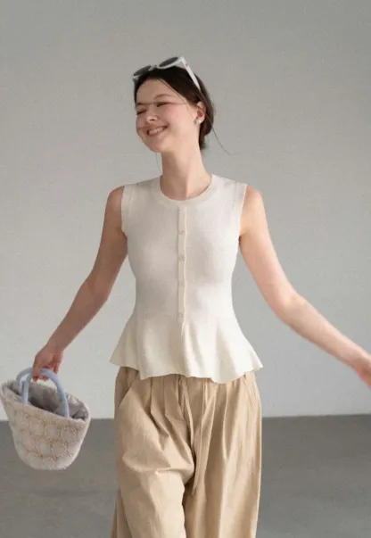 Peplum Hem Button Front Knit Sleeveless Top