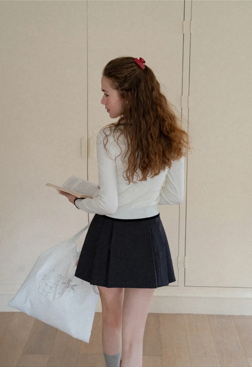 Peter Pan Collar Tie Neck Woolen Knit Sweater