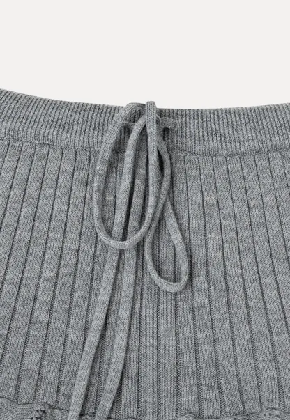 Peter Pan Collar Ribbed Knit Sweater