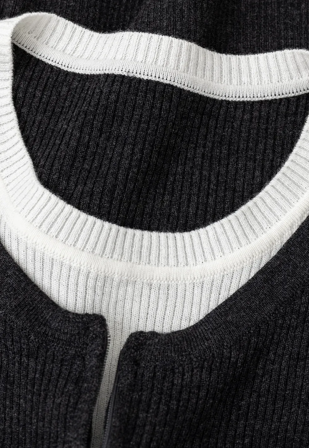 Cropped Ribbed Knit Sweater with Contrast Trim