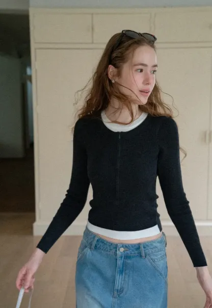 Cropped Ribbed Knit Sweater with Contrast Trim