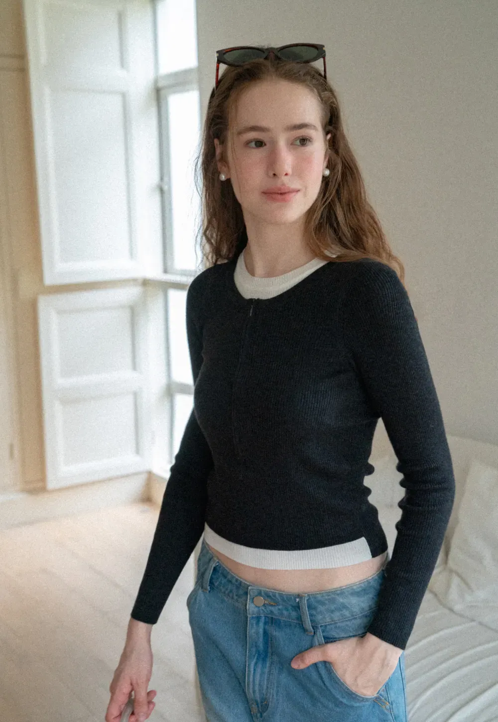 Cropped Ribbed Knit Sweater with Contrast Trim