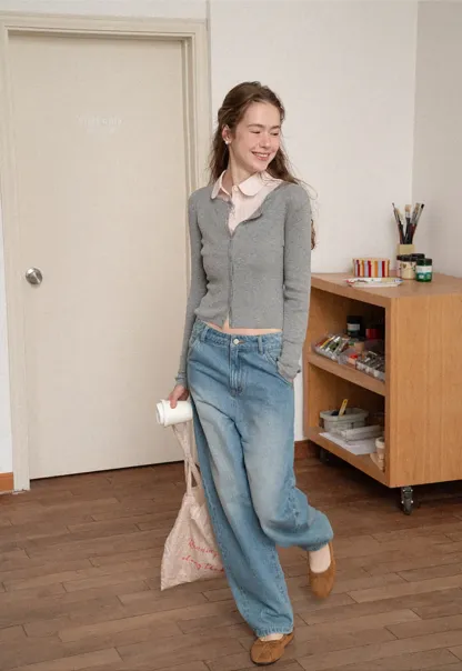 Cropped Ribbed Knit Cardigan with Button Front