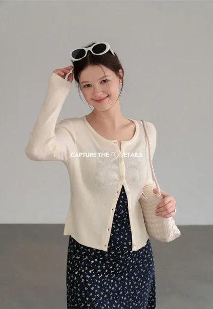 Cropped Ribbed Knit Cardigan with Button Front