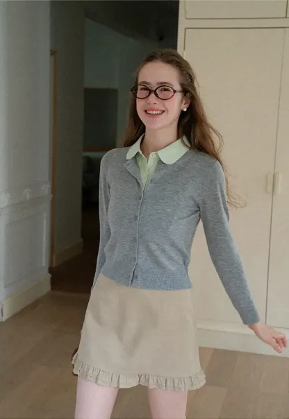 Cropped Cardigan with Collar Detail Woolen Knit Sweater