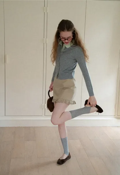 Cropped Cardigan with Collar Detail Woolen Knit Sweater
