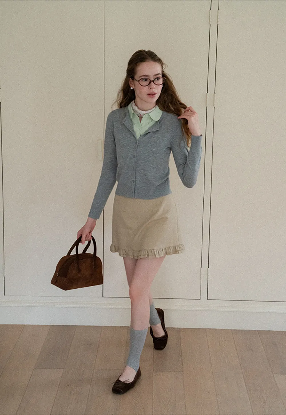 Cropped Cardigan with Collar Detail Woolen Knit Sweater