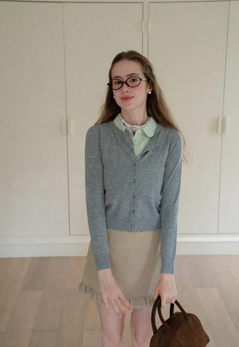 Cropped Cardigan with Collar Detail Woolen Knit Sweater