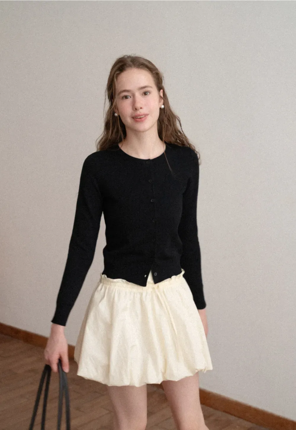 Cropped Cardigan with Collar Detail Woolen Knit Sweater