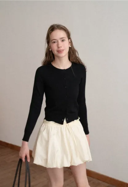 Cropped Cardigan with Collar Detail Woolen Knit Sweater