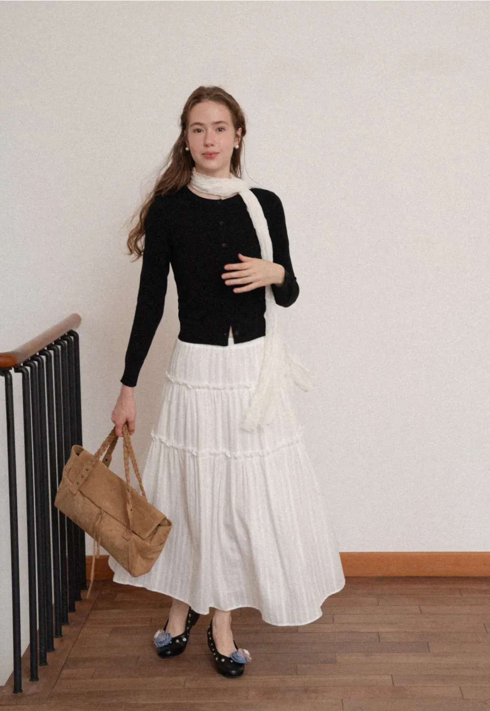 Cropped Cardigan with Collar Detail Woolen Knit Sweater