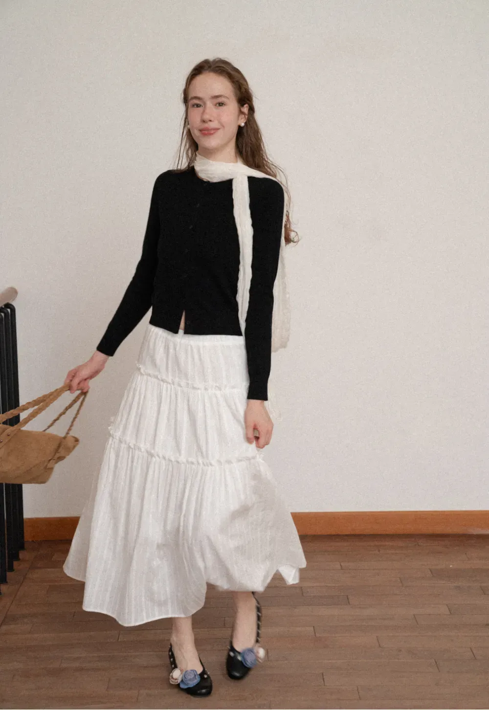 Cropped Cardigan with Collar Detail Woolen Knit Sweater
