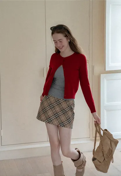 Cropped Cardigan with Collar Detail Woolen Knit Sweater