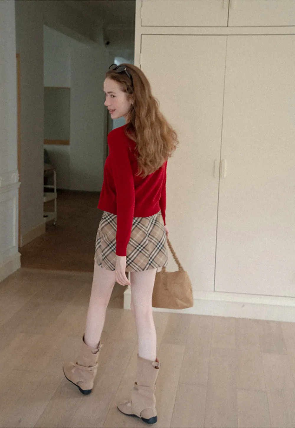 Cropped Cardigan with Collar Detail Woolen Knit Sweater
