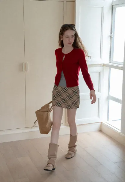 Cropped Cardigan with Collar Detail Woolen Knit Sweater