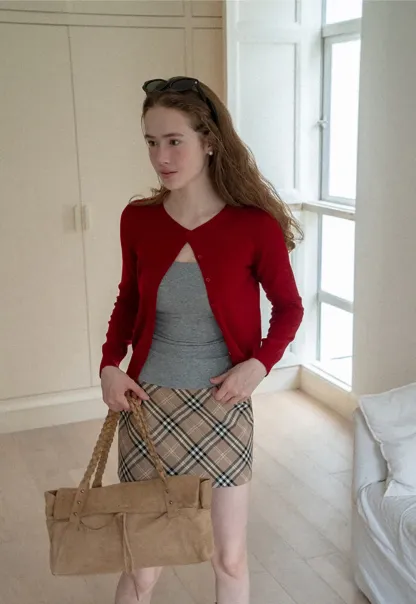 Cropped Cardigan with Collar Detail Woolen Knit Sweater