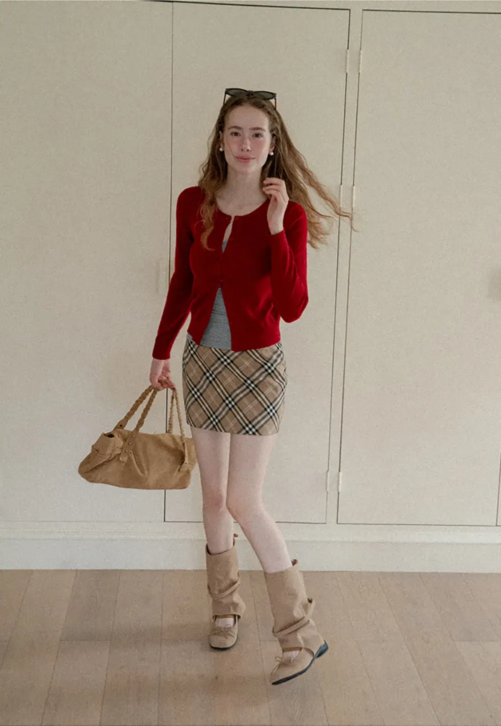 Cropped Cardigan with Collar Detail Woolen Knit Sweater