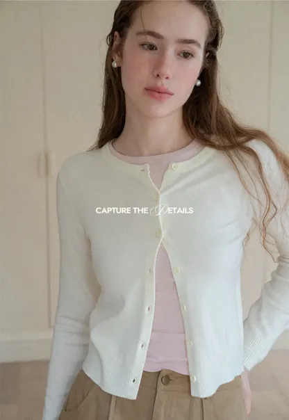 Cropped Cardigan with Collar Detail Woolen Knit Sweater