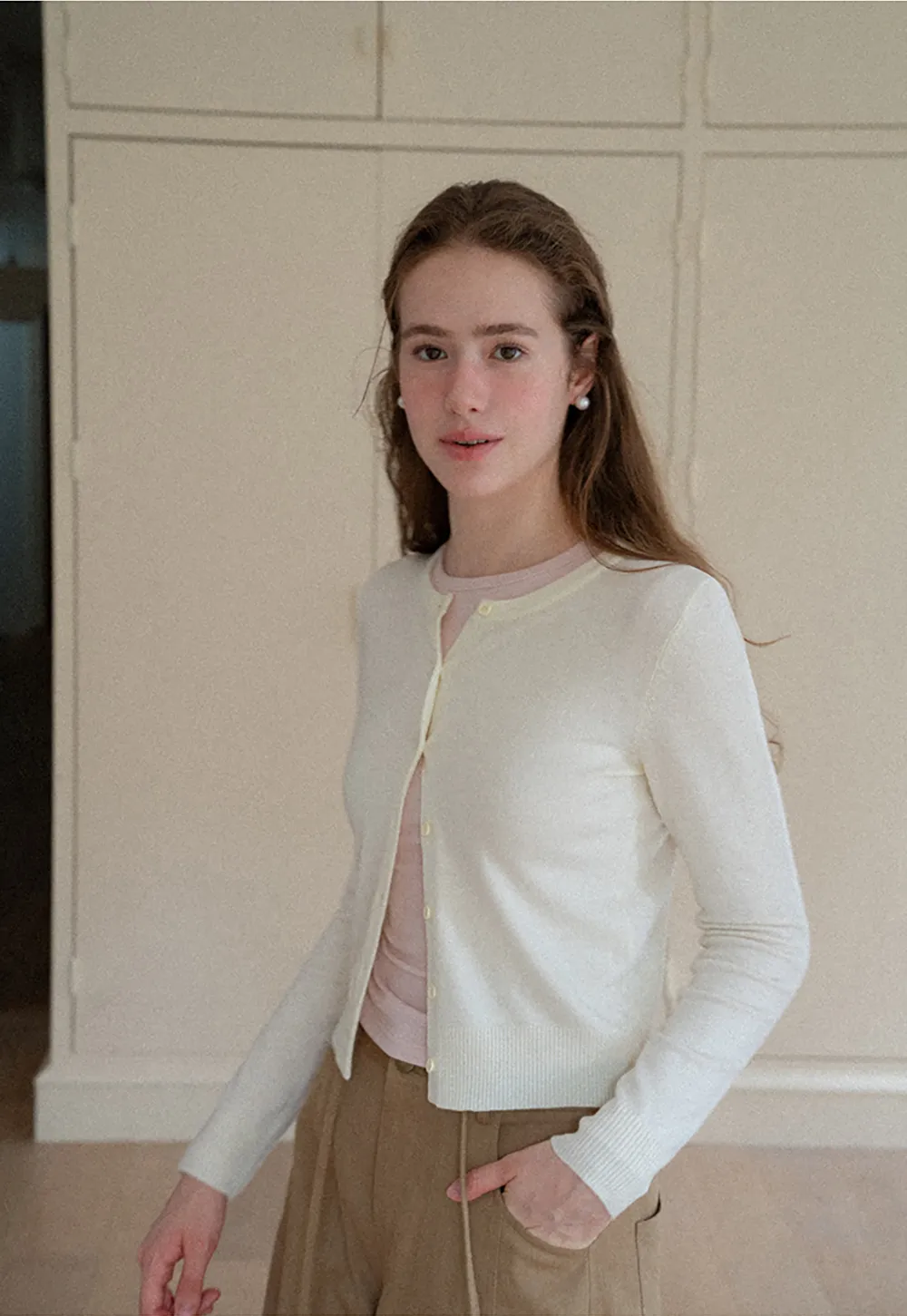 Cropped Cardigan with Collar Detail Woolen Knit Sweater