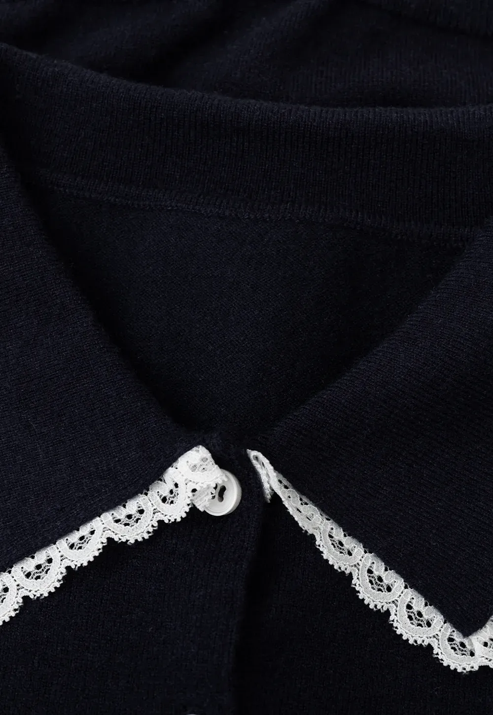 Lace Trim Collar Cropped Knit Sweater