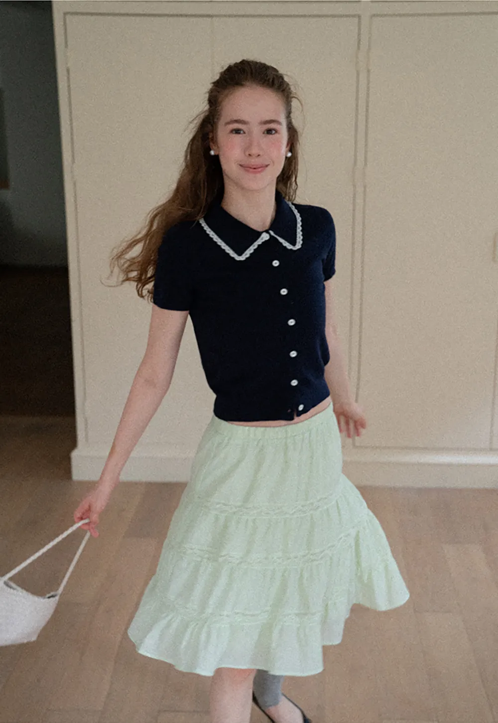 Lace Trim Collar Cropped Knit Sweater